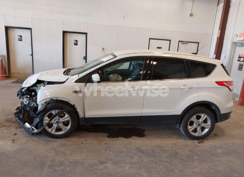 Photo 14 of 2016 Ford Escape SE (VIN 1FMCU9G97GUC76913)