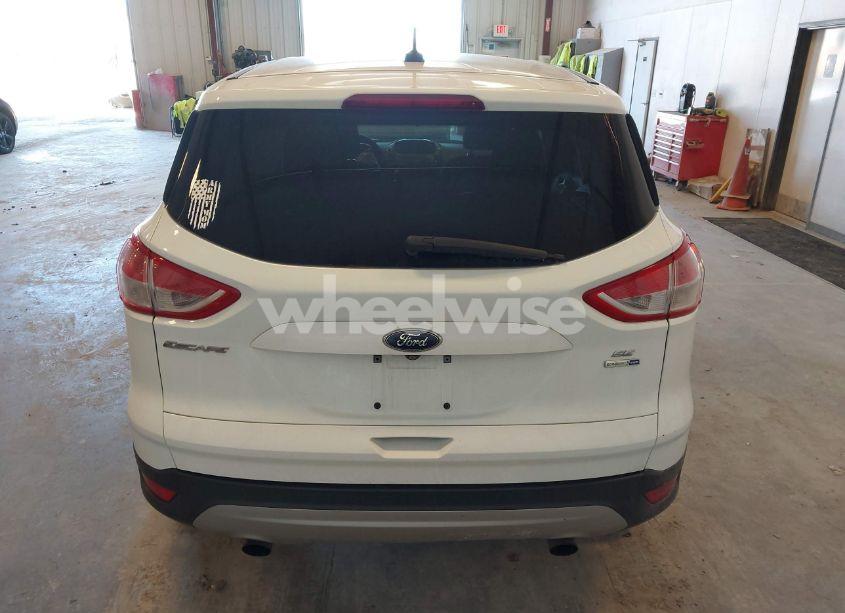 Photo 16 of 2016 Ford Escape SE (VIN 1FMCU9G97GUC76913)