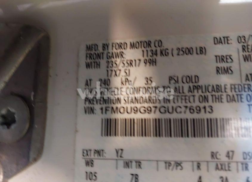 Photo 9 of 2016 Ford Escape SE (VIN 1FMCU9G97GUC76913)