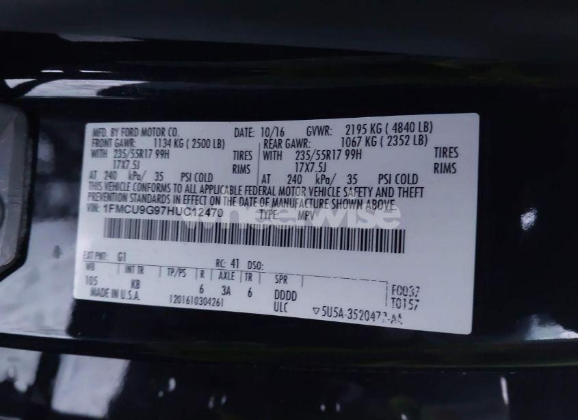 Photo 9 of 2017 Ford Escape SE (VIN 1FMCU9G97HUC12470)