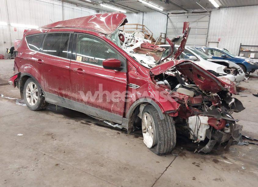 2017 Ford Escape SE (VIN 1FMCU9G97HUC66884) main photo