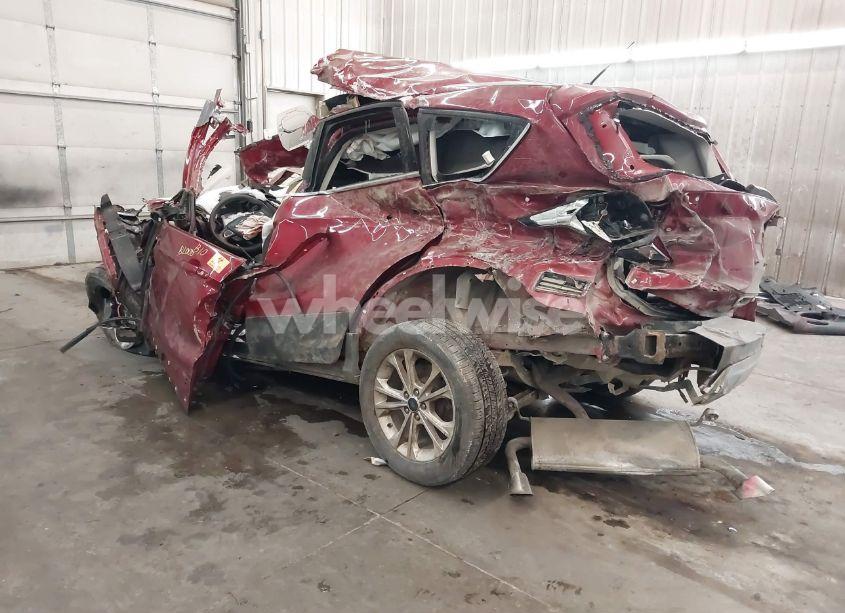 Photo 3 of 2017 Ford Escape SE (VIN 1FMCU9G97HUC66884)