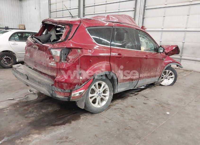 Photo 4 of 2017 Ford Escape SE (VIN 1FMCU9G97HUC66884)