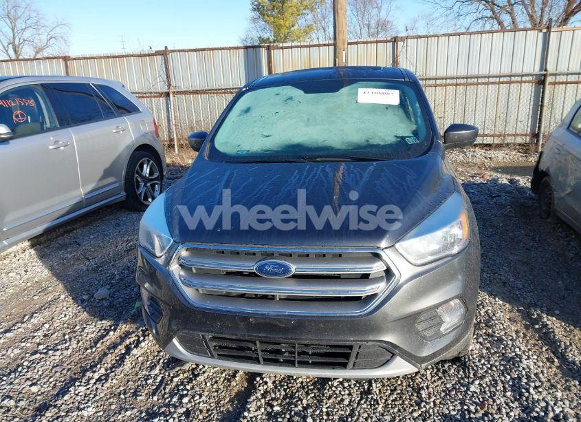 Photo 12 of 2017 Ford Escape SE (VIN 1FMCU9G97HUD29661)