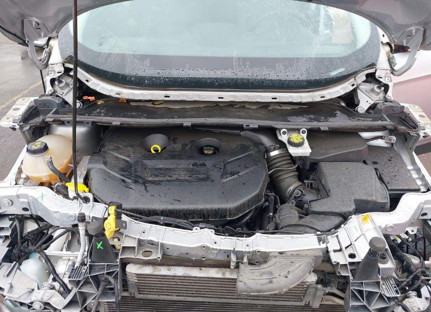 Photo 10 of 2017 Ford Escape SE (VIN 1FMCU9G97HUD42989)