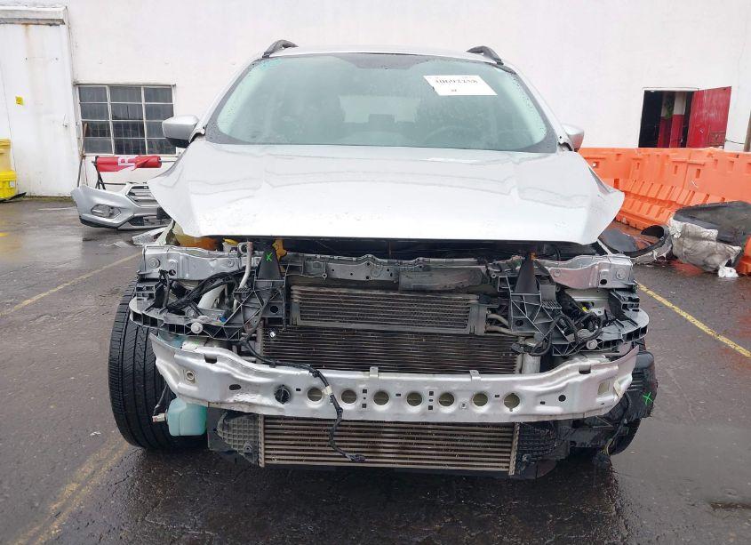 Photo 13 of 2017 Ford Escape SE (VIN 1FMCU9G97HUD42989)