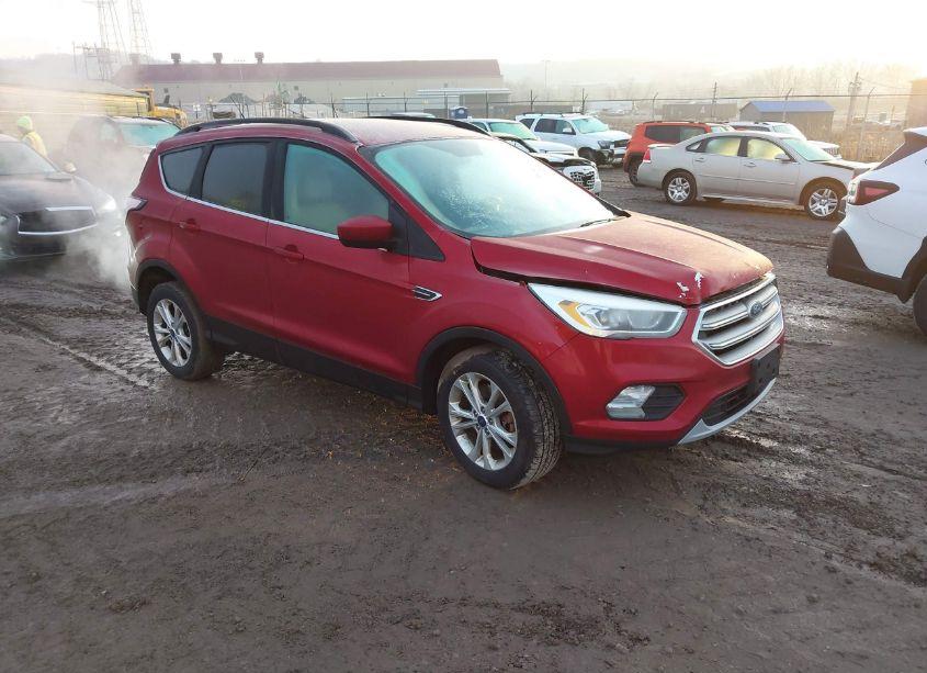 2017 Ford Escape SE (VIN 1FMCU9G97HUD68024) main photo