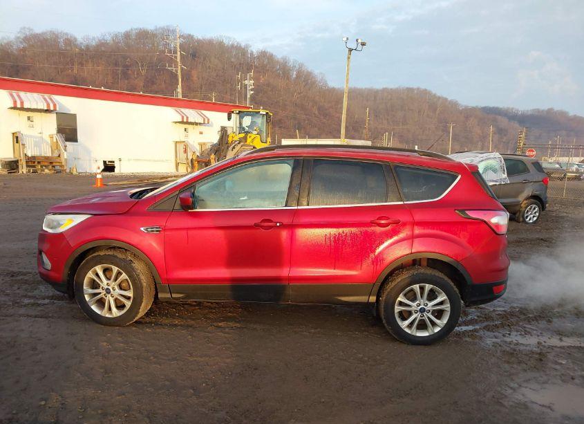 Photo 14 of 2017 Ford Escape SE (VIN 1FMCU9G97HUD68024)