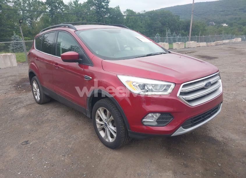 2017 Ford Escape SE (VIN 1FMCU9G97HUE11700) main photo