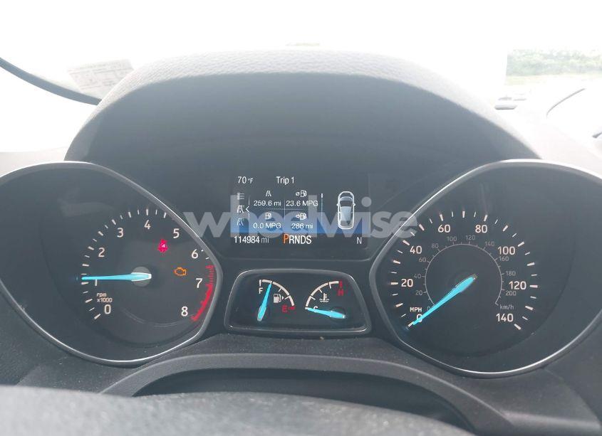 Photo 7 of 2017 Ford Escape SE (VIN 1FMCU9G97HUE11700)