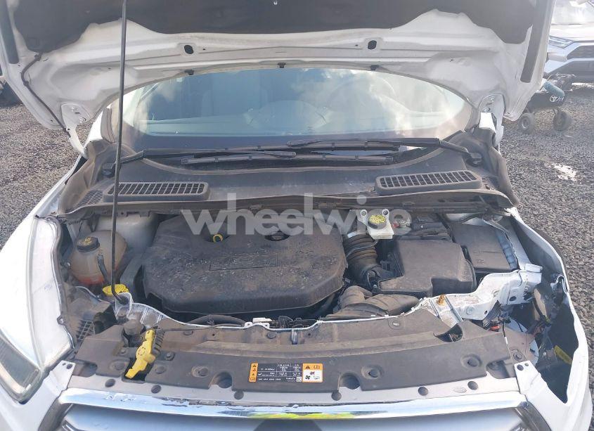 Photo 10 of 2017 Ford Escape SE (VIN 1FMCU9G97HUE98112)