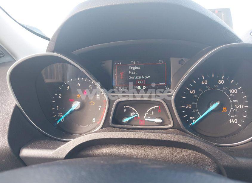 Photo 7 of 2017 Ford Escape SE (VIN 1FMCU9G97HUE98112)