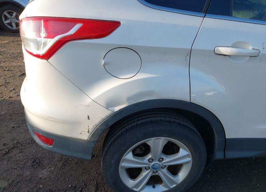 Photo 6 of 2013 Ford Escape SE (VIN 1FMCU9G98DUA18203)