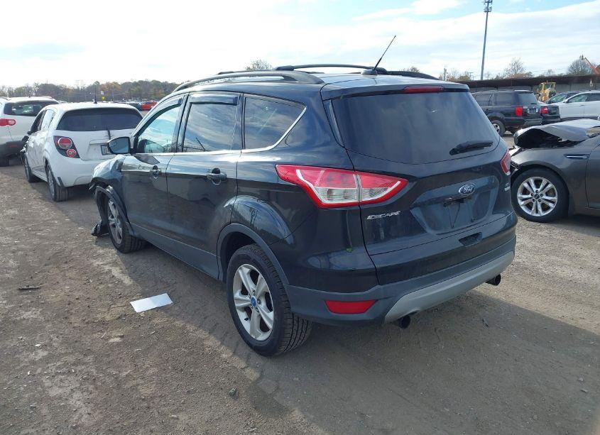 Photo 3 of 2013 Ford Escape SE (VIN 1FMCU9G98DUB03896)