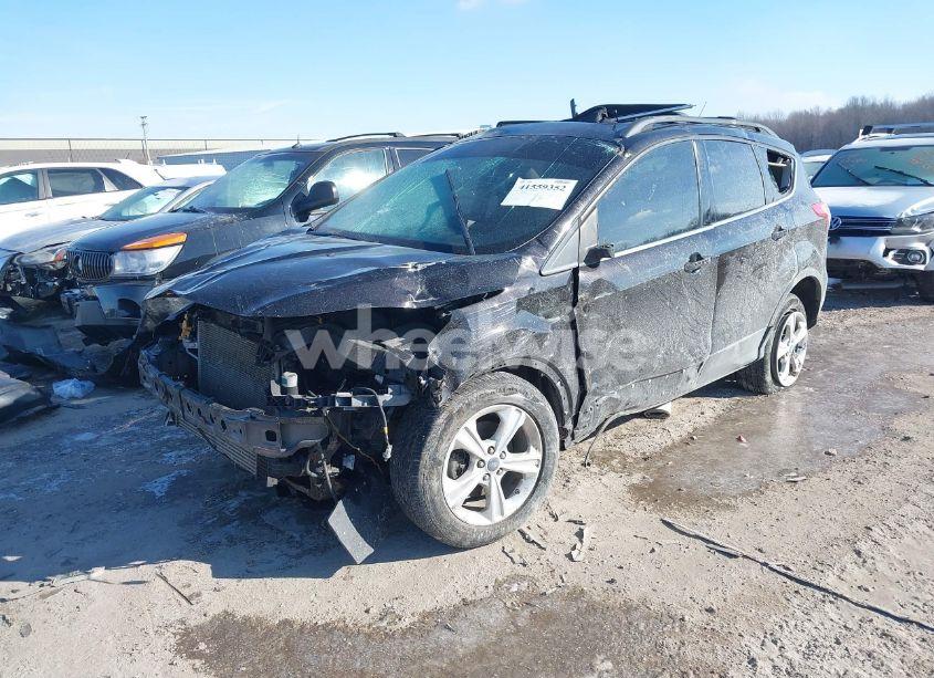 Photo 2 of 2013 Ford Escape SE (VIN 1FMCU9G98DUB53374)