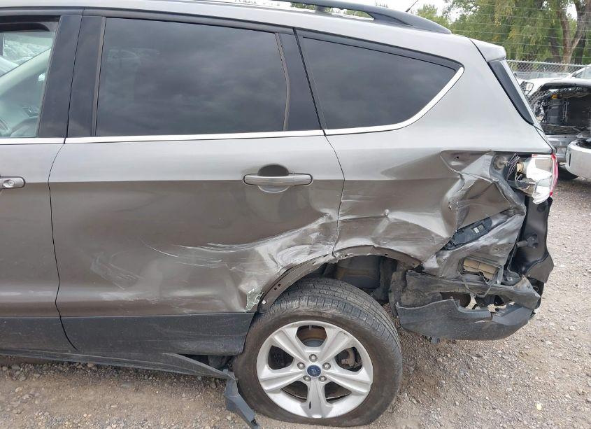 Photo 6 of 2013 Ford Escape SE (VIN 1FMCU9G98DUD42977)