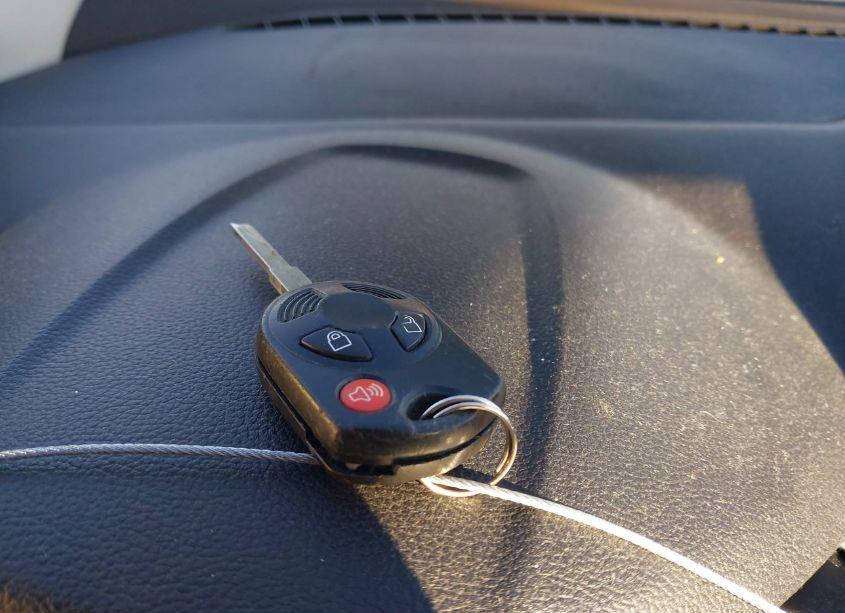 Photo 11 of 2014 Ford Escape SE (VIN 1FMCU9G98EUB63422)