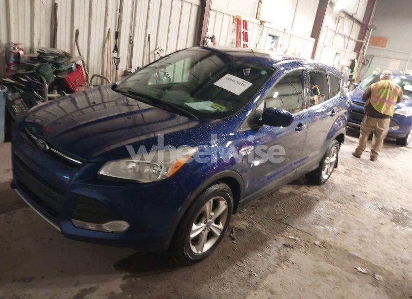 Photo 2 of 2014 Ford Escape SE (VIN 1FMCU9G98EUB90782)
