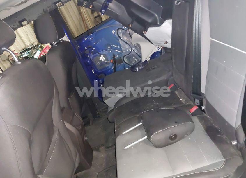 Photo 8 of 2014 Ford Escape SE (VIN 1FMCU9G98EUB90782)