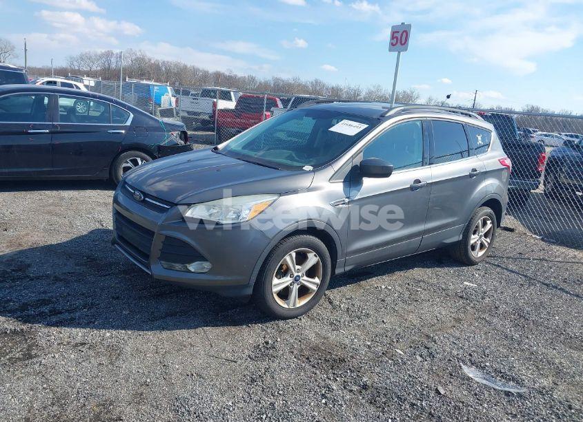 Photo 2 of 2014 Ford Escape SE (VIN 1FMCU9G98EUD26411)