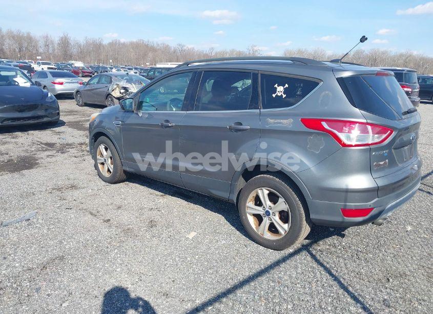 Photo 3 of 2014 Ford Escape SE (VIN 1FMCU9G98EUD26411)