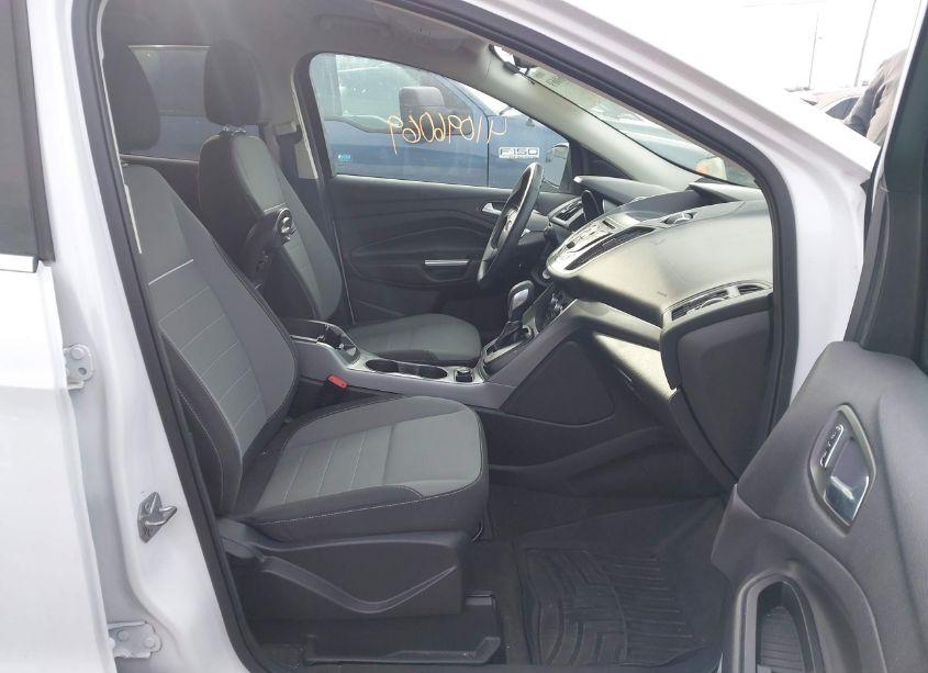 Photo 5 of 2014 Ford Escape SE (VIN 1FMCU9G98EUD30295)