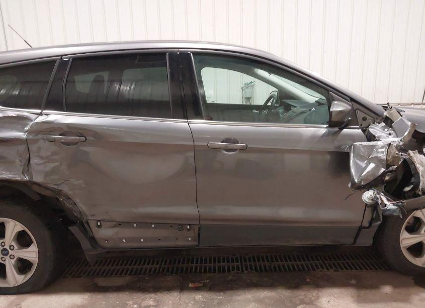 Photo 14 of 2014 Ford Escape SE (VIN 1FMCU9G98EUE01561)