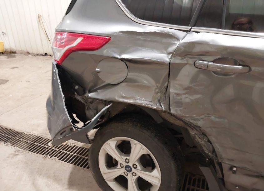 Photo 18 of 2014 Ford Escape SE (VIN 1FMCU9G98EUE01561)