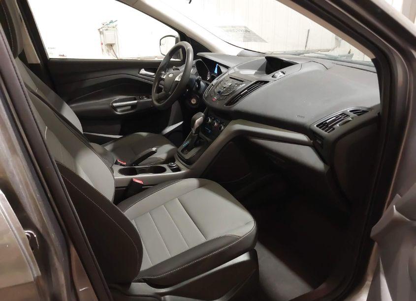 Photo 5 of 2014 Ford Escape SE (VIN 1FMCU9G98EUE01561)