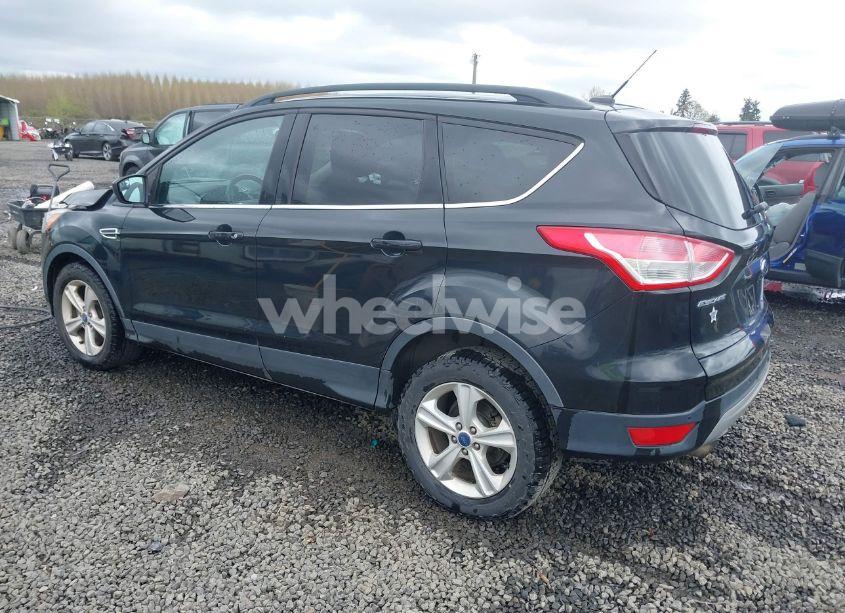 Photo 3 of 2015 Ford Escape SE (VIN 1FMCU9G98FUA26059)