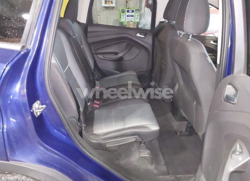 Photo 8 of 2015 Ford Escape SE (VIN 1FMCU9G98FUB13217)