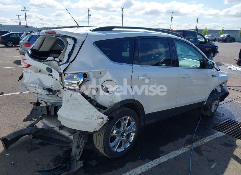 Photo 4 of 2015 Ford Escape SE (VIN 1FMCU9G98FUB31927)