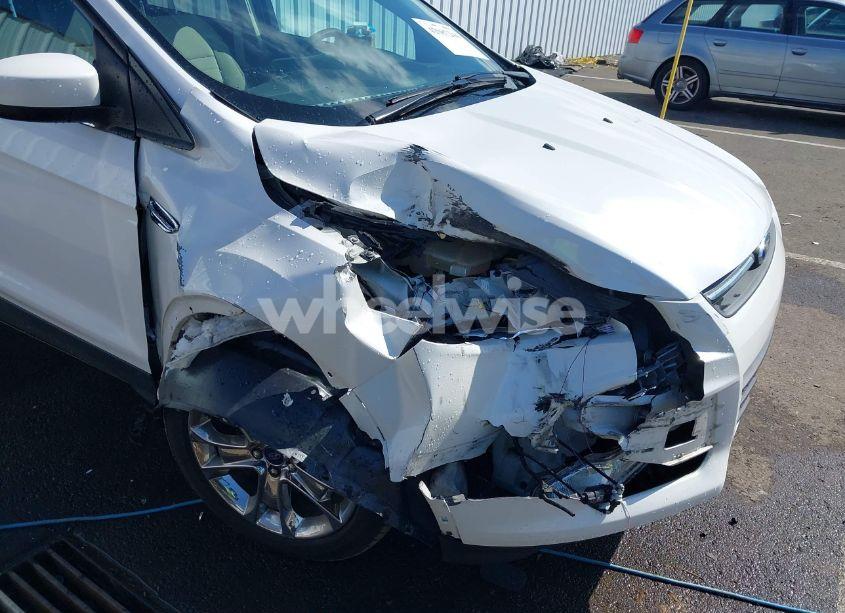 Photo 6 of 2015 Ford Escape SE (VIN 1FMCU9G98FUB31927)