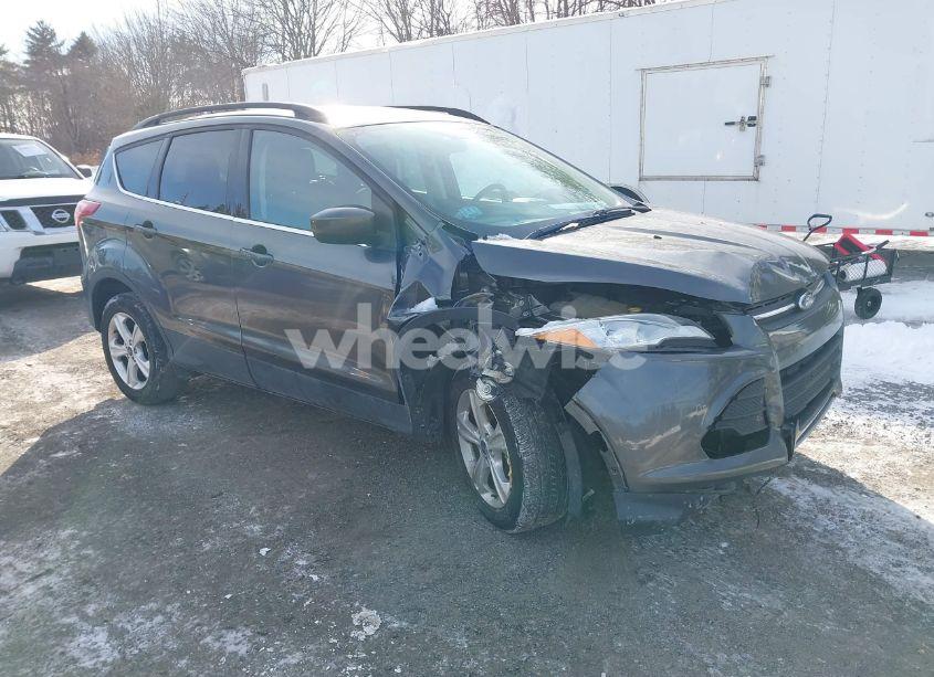 2015 Ford Escape SE (VIN 1FMCU9G98FUC54000) main photo
