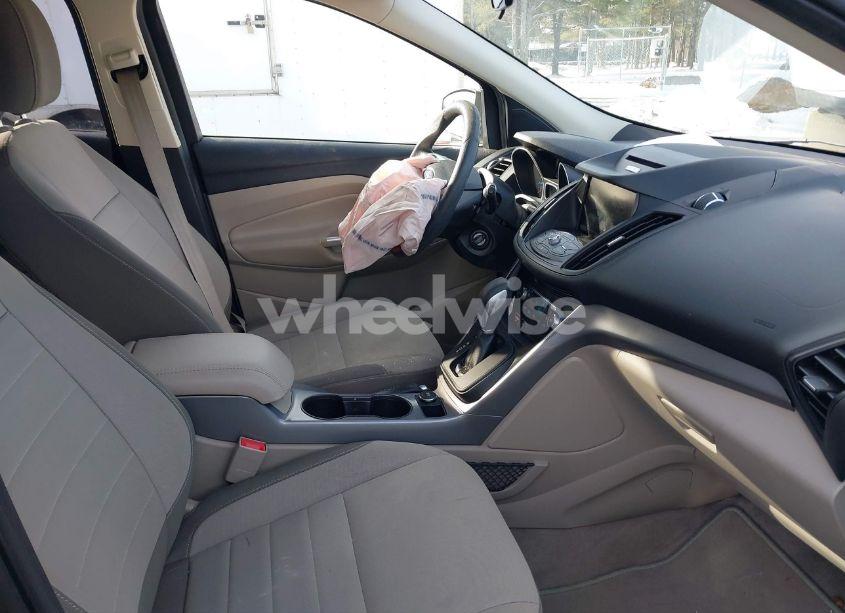 Photo 5 of 2015 Ford Escape SE (VIN 1FMCU9G98FUC54000)