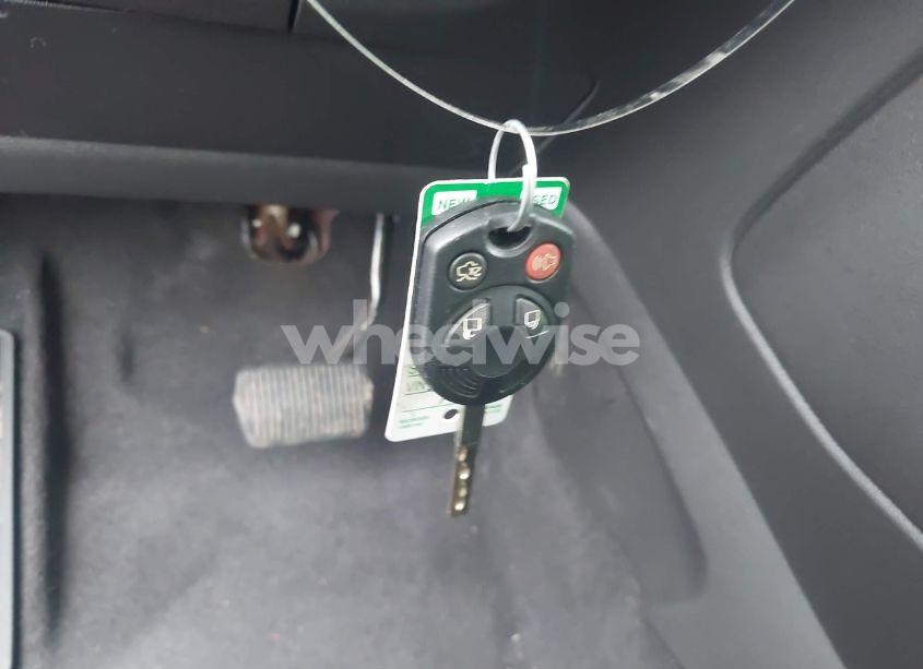 Photo 11 of 2015 Ford Escape SE (VIN 1FMCU9G98FUC72609)