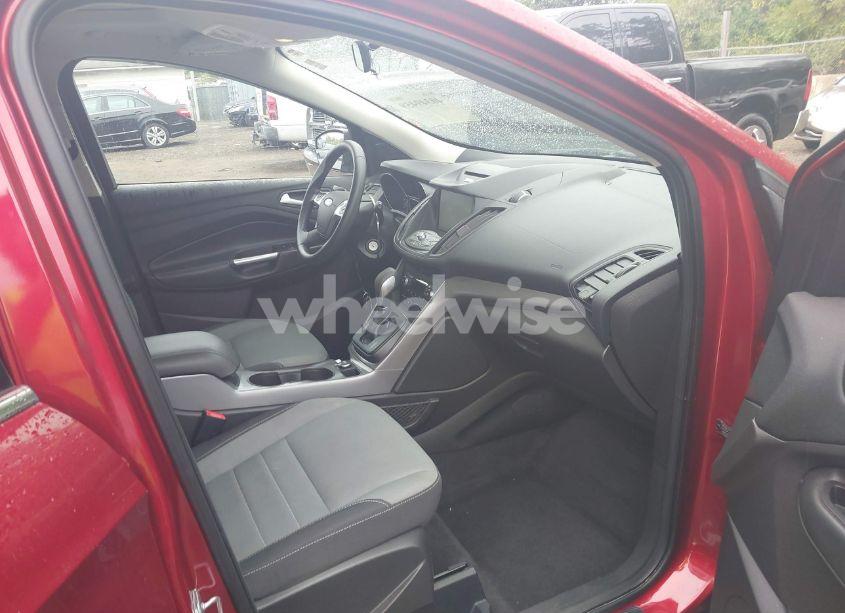 Photo 5 of 2015 Ford Escape SE (VIN 1FMCU9G98FUC72609)