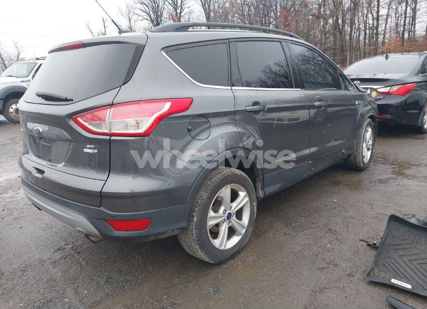 Photo 4 of 2016 Ford Escape SE (VIN 1FMCU9G98GUA92211)