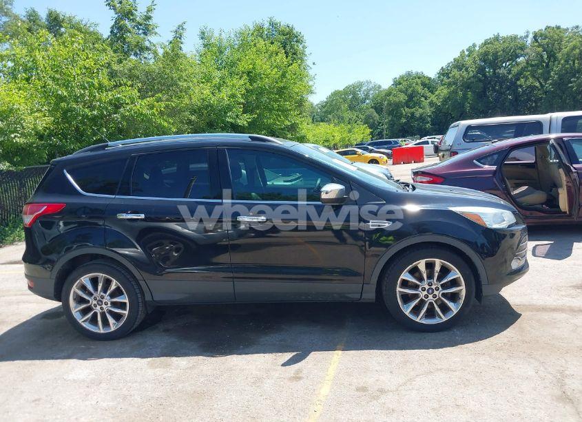 Photo 13 of 2016 Ford Escape SE (VIN 1FMCU9G98GUB16779)