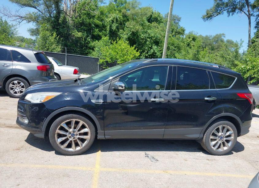 Photo 14 of 2016 Ford Escape SE (VIN 1FMCU9G98GUB16779)