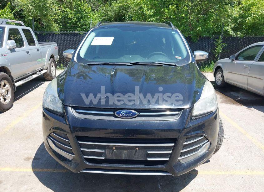 Photo 6 of 2016 Ford Escape SE (VIN 1FMCU9G98GUB16779)