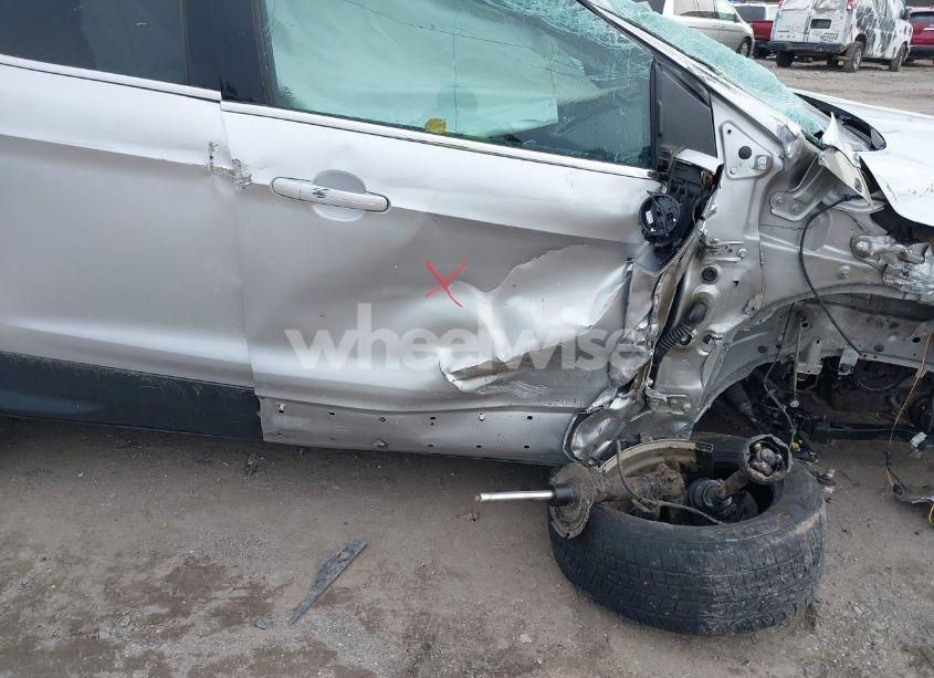 Photo 5 of 2016 Ford Escape SE (VIN 1FMCU9G98GUB42623)