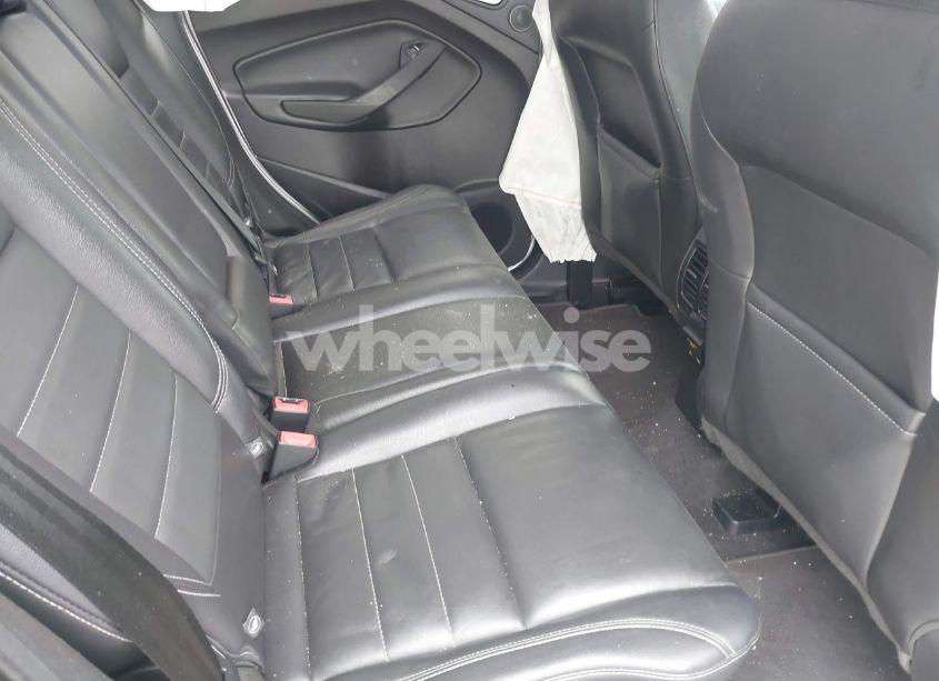 Photo 8 of 2016 Ford Escape SE (VIN 1FMCU9G98GUB42623)