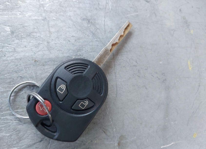 Photo 11 of 2016 Ford Escape SE (VIN 1FMCU9G98GUC68173)