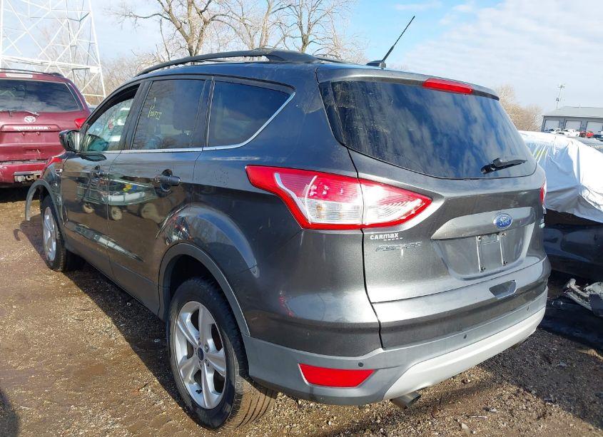 Photo 3 of 2016 Ford Escape SE (VIN 1FMCU9G98GUC68173)