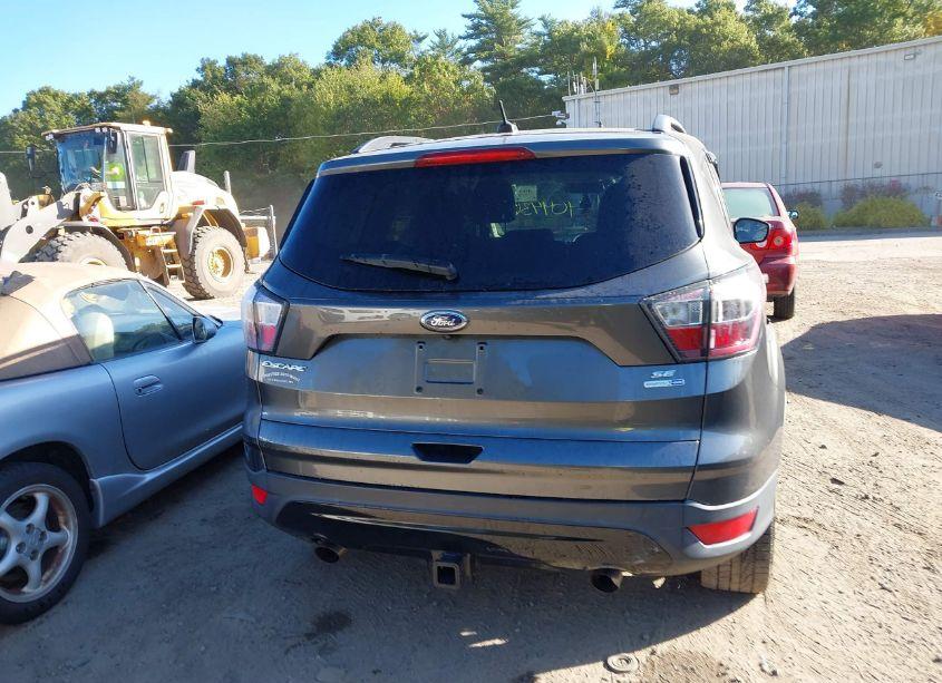 Photo 15 of 2017 Ford Escape SE (VIN 1FMCU9G98HUA03075)