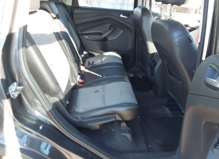 Photo 8 of 2017 Ford Escape SE (VIN 1FMCU9G98HUA03075)