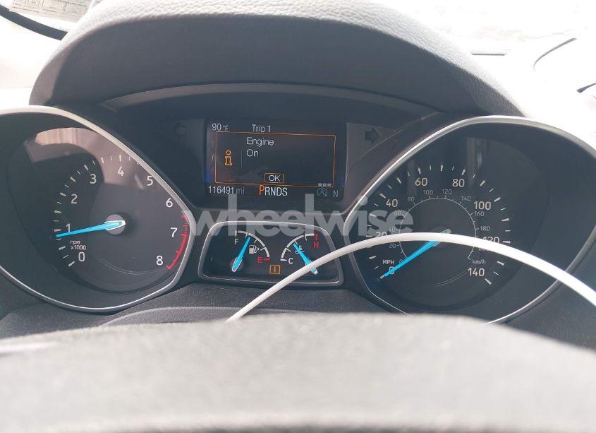 Photo 7 of 2017 Ford Escape SE (VIN 1FMCU9G98HUA98558)