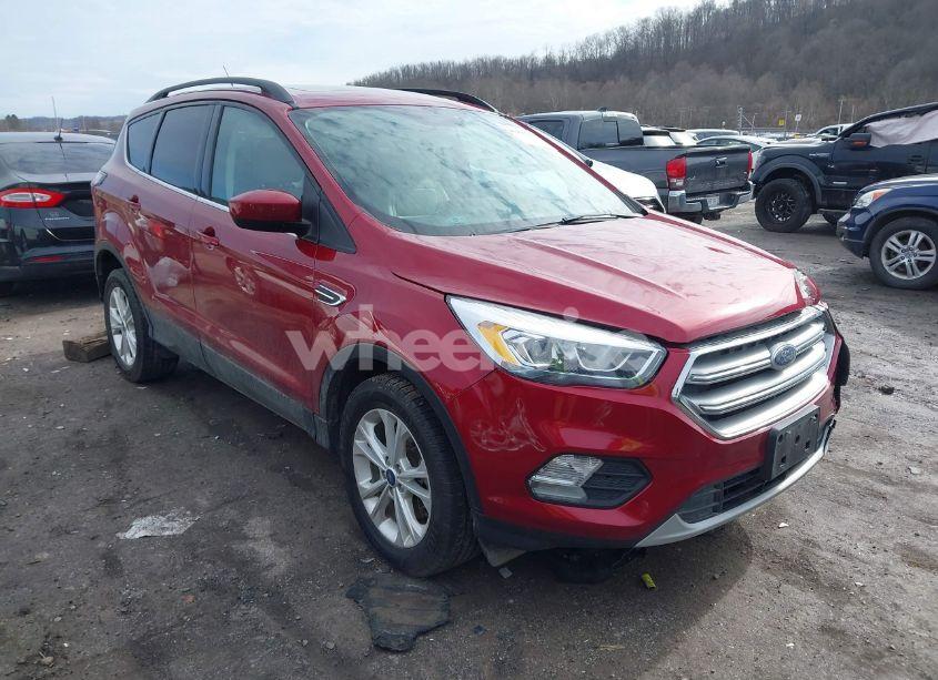 2017 Ford Escape SE (VIN 1FMCU9G98HUD91344) main photo