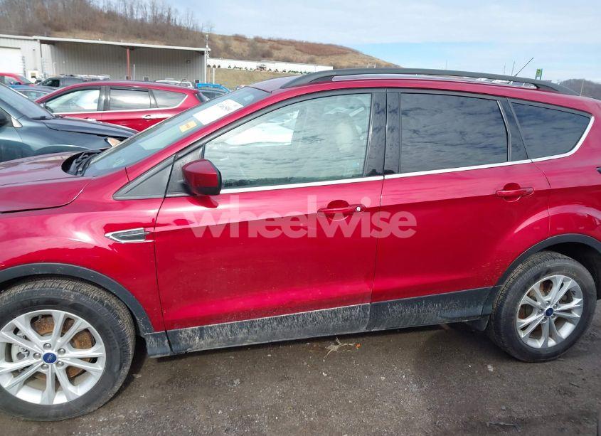 Photo 14 of 2017 Ford Escape SE (VIN 1FMCU9G98HUD91344)